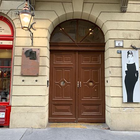 Chain Bridge Apartment Budapest Ngoại thất bức ảnh