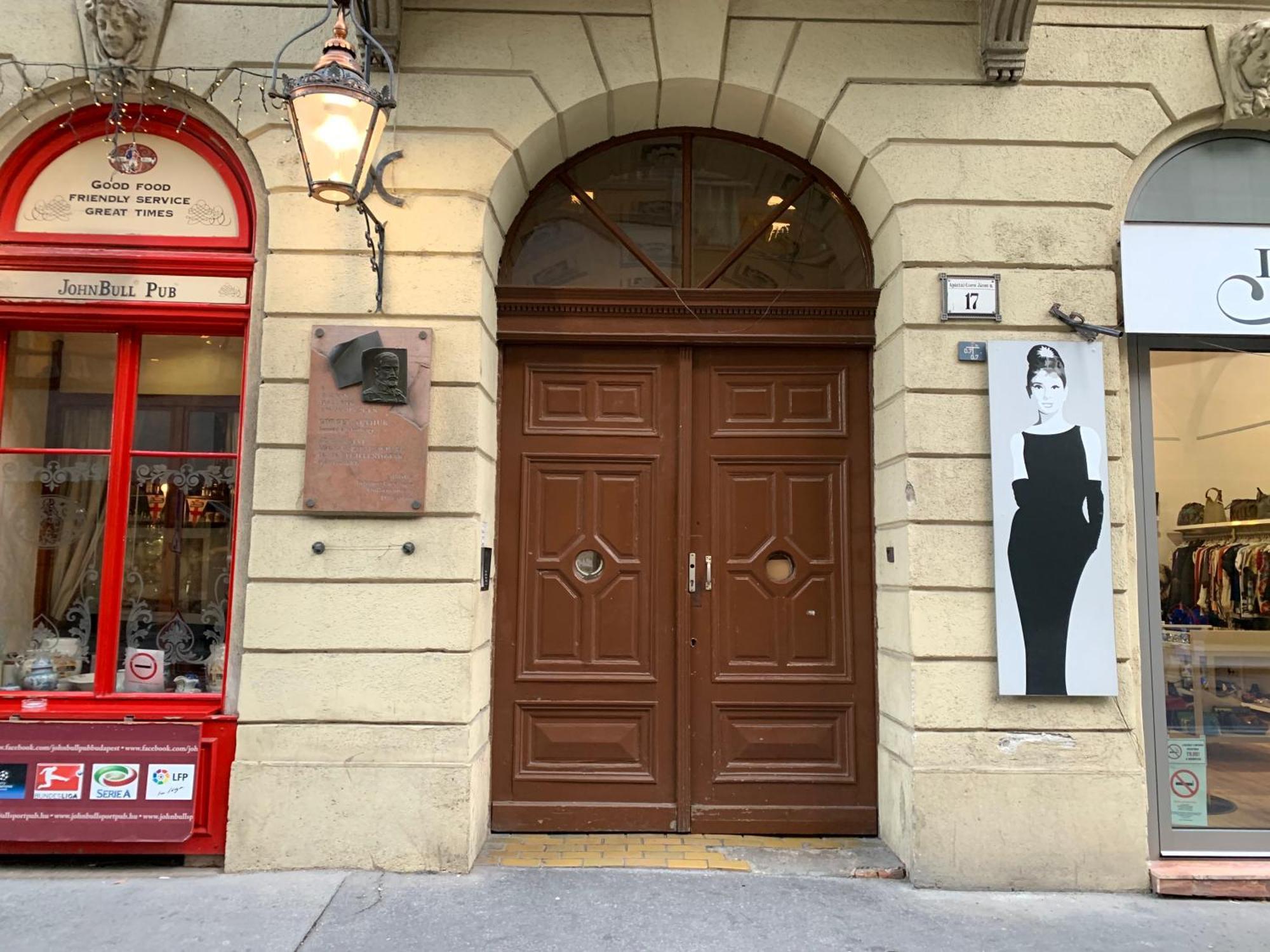 Chain Bridge Apartment Budapest Ngoại thất bức ảnh